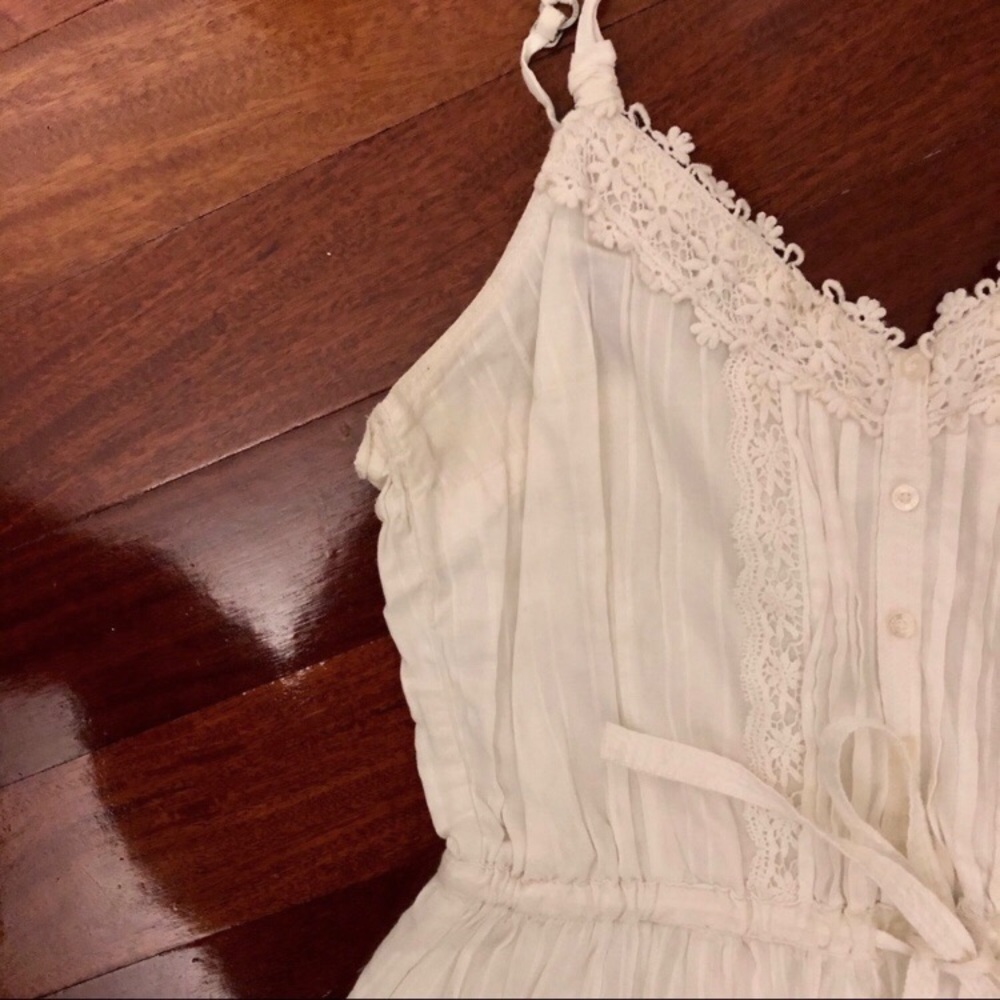 ❤️SOLD❤️ Gilly Hicks White Embroidered Mini Dress - Picture 4 of 7